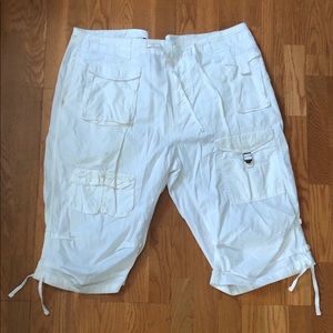 White cargo shorts w/ drawstring on sides